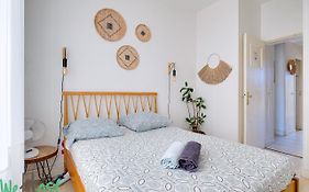 Charming Apartment With Cosy Balcony Old Port
